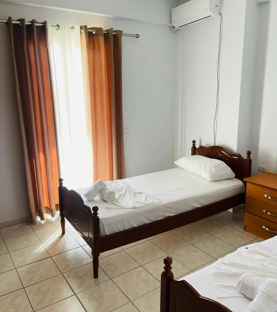 Durmishi Big Apartment Sarande 0*,  Albania